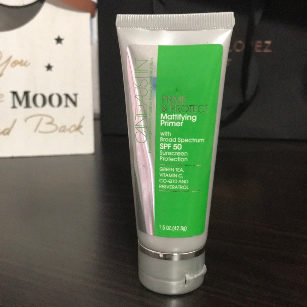 Prime +protect mattifying primer with spf 50